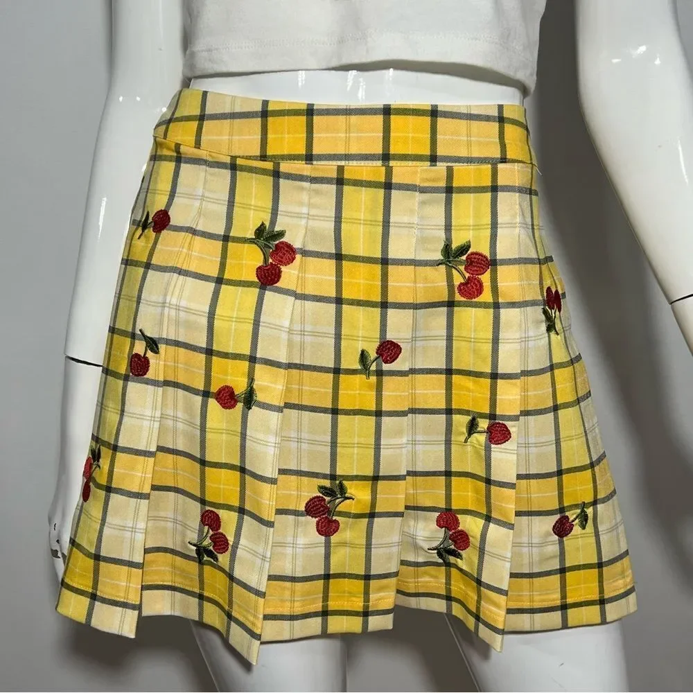 Forever 21 Yellow Plaid Cherry‎ Skort -- L